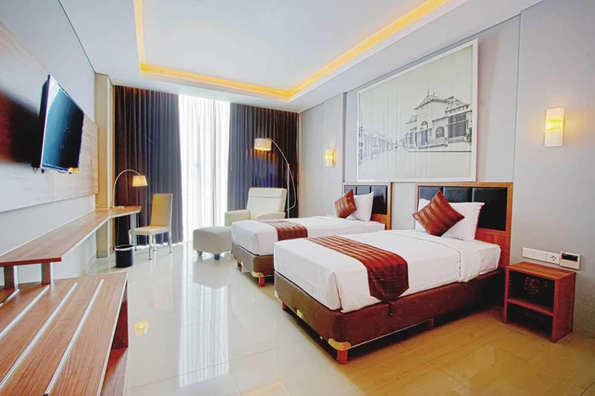 Pasar Baru Square Hotel Бандунг Экстерьер фото