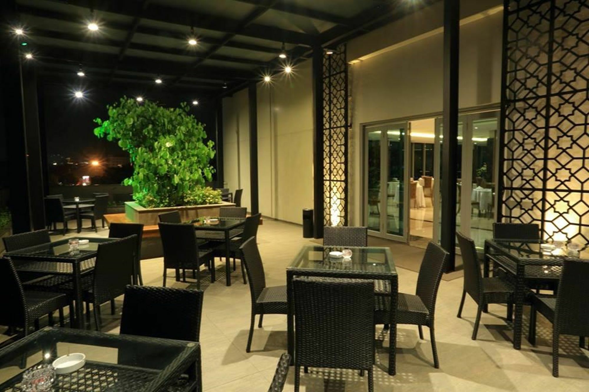 Pasar Baru Square Hotel Бандунг Экстерьер фото
