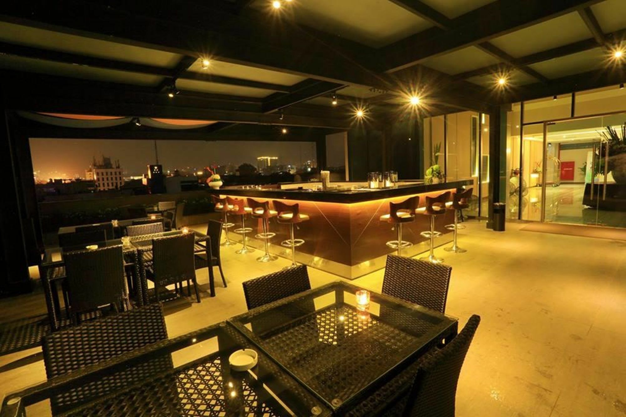 Pasar Baru Square Hotel Бандунг Экстерьер фото
